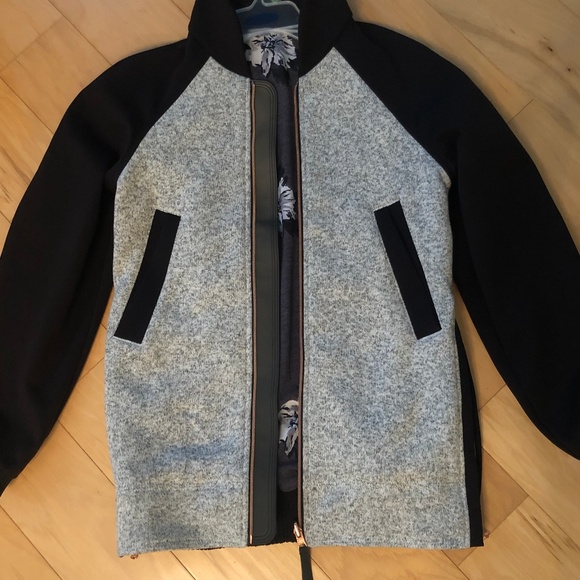 Lululemon Both Ways Reversible Bomber Jacket - Picture 2 of 3